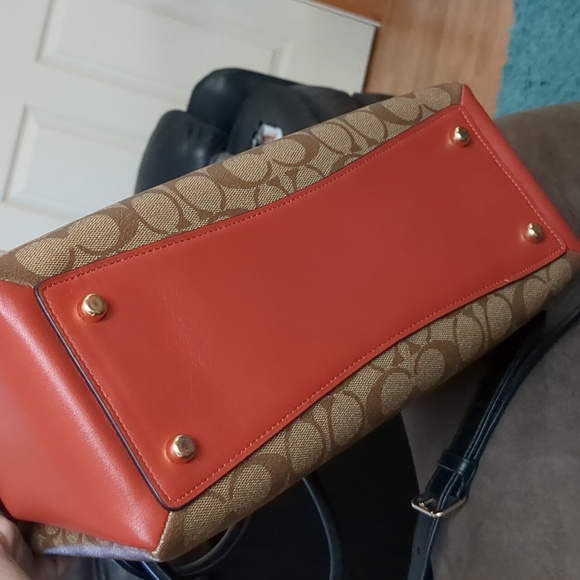 Coach Signature Canvas Bag - Picture 12 of 14